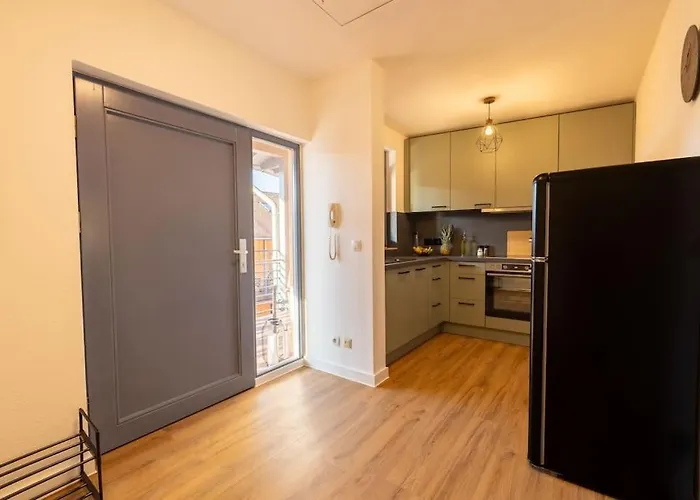 - 4 Personen, Wlan, Waschmaschine * Пирна